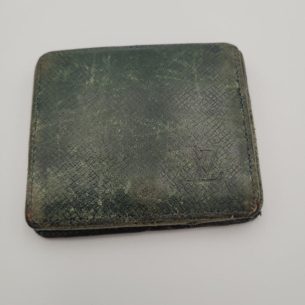Louis Vuitton Taiga Leather Coin Purse Green M30384 Vintage Wallet MI0918 Fair